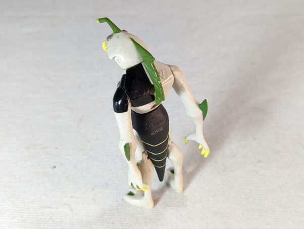 BEN 10 RIPJAWS - 25GRAMAS – USADO (UK) PREÇO DO FRETE NA DESCRIÇÃO - Image 4