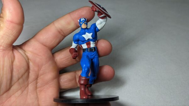 Figura de 2012 - TM & Marvel & Subs. Capitão América USADO E SEM EMBALAGEM #4 (FOI VENDIDO NO SHOPEE) - Image 4