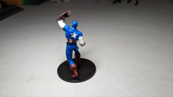 Figura de 2012 - TM & Marvel & Subs. Capitão América USADO E SEM EMBALAGEM #4 (FOI VENDIDO NO SHOPEE) - Image 5