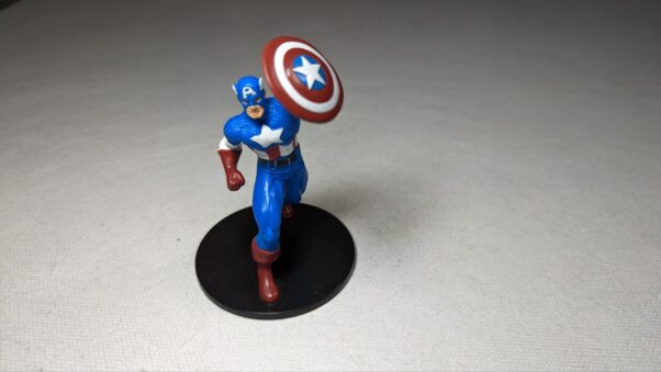 Figura de 2012 - TM & Marvel & Subs. Capitão América USADO E SEM EMBALAGEM #4 (FOI VENDIDO NO SHOPEE) - Image 3