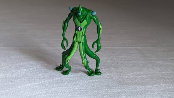 Ben 10 kit com 6 por apenas 250 reais + frete grátis (É possível trocar um item por outro!). - Image 41