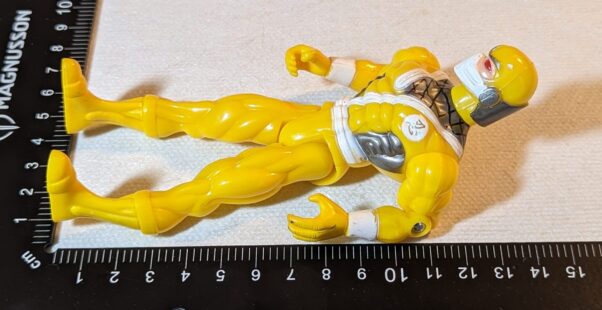 Figura de 2003 – Xtreme Ninja Amarelo 14.5cm 34 gramas - Image 8