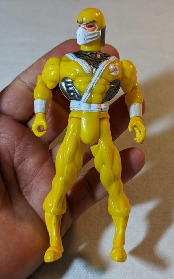 Figura de 2003 – Xtreme Ninja Amarelo 14.5cm 34 gramas - Image 4