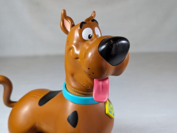 Figura de 2015 - Scooby Doo a Pilha e com Voz -  Usado - FRETE GRÁTIS - Image 2