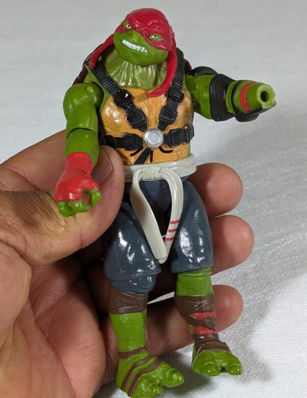Figura de 2015 - Tartaruga Ninja Raphael 13cm 106 gramas (SEM UMA MÃO) - #4 USADO (UK) - PREÇO DO FRETE NA DESCRIÇÃO - Image 3