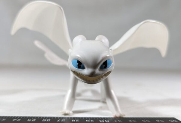 Figura de 2018 - Como Treinar Seu Dragão 3 Fúria da Luz 18cm 67 gramas - USADO (UK) PREÇO DO FRETE NA DESCRIÇÃO - Image 2