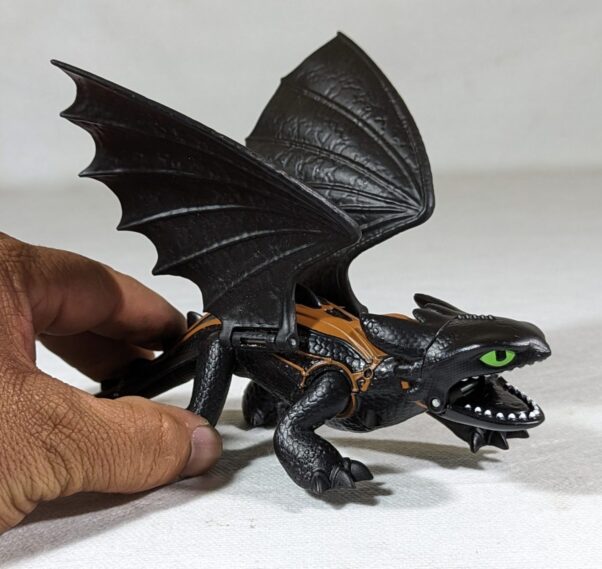 Figura de 2018 - Como Treinar Seu Dragão 3 Banguela 25cm 111 gramas - USADO (UK) PREÇO DO FRETE NA DESCRIÇÃO - Image 7