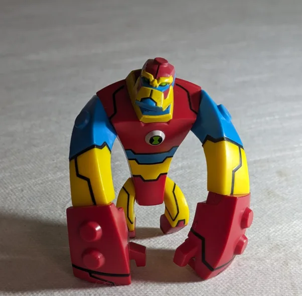 Figura Ben 10 Omniverse BLOXX - 50 GRAMAS - USADO (UK) PREÇO DO FRETE NA DESCRIÇÃO