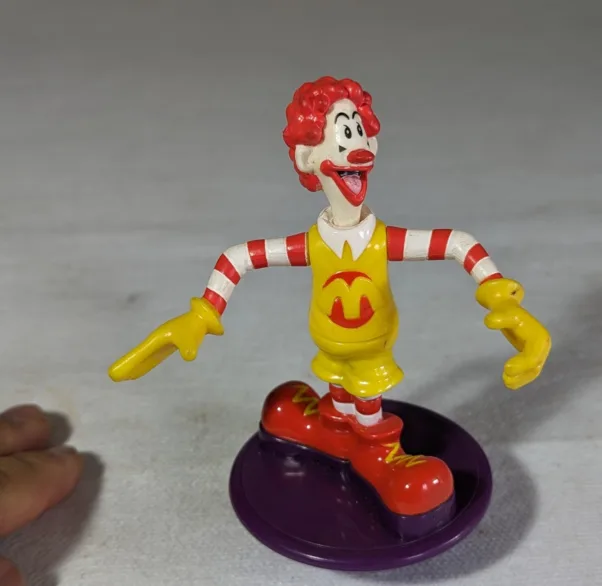 Figura de 2004 - RONALD MCDONALD'S - USADO (UK) PREÇO DO FRETE NA DESCRIÇÃO