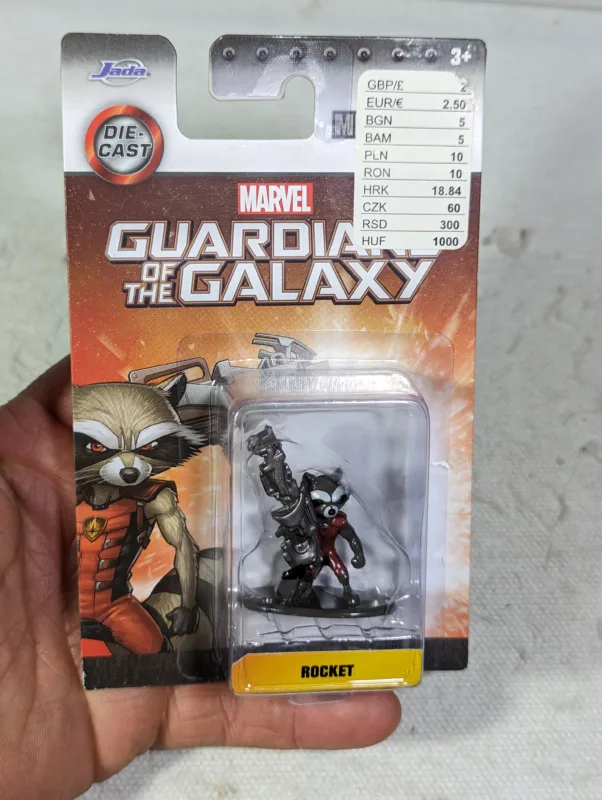 DIECAST GUARDIANS OF THE GALAXY ROCKET - 33 GRAMAS – NOVO LACRADO (UK) PREÇO DO FRETE NA DESCRIÇÃO