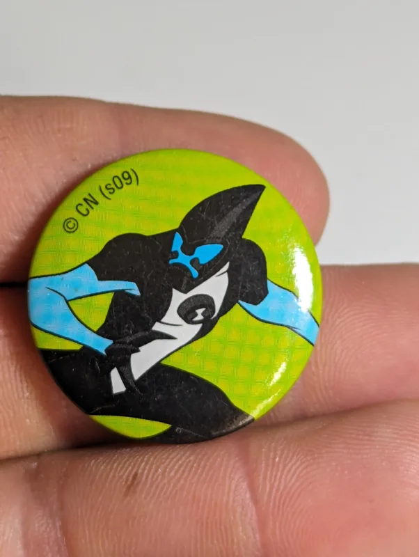 BEN 10 XLR8 BOTTONS – 03 GRAMAS – USADO (UK) PREÇO DO FRETE NA DESCRIÇÃO