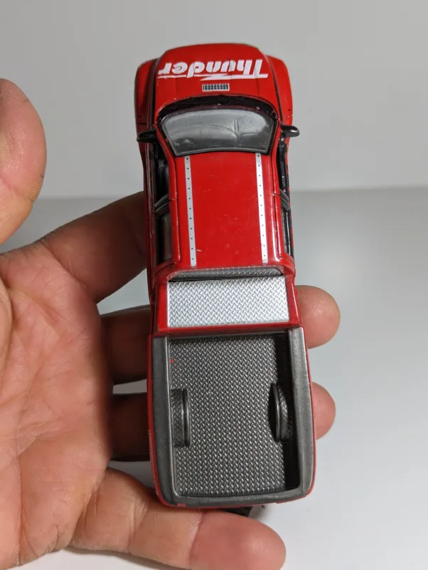 DIECAST REALTOY FORD-F650 – 151GRAMAS – USADO (UK) PREÇO DO FRETE NA DESCRIÇÃO - Image 4