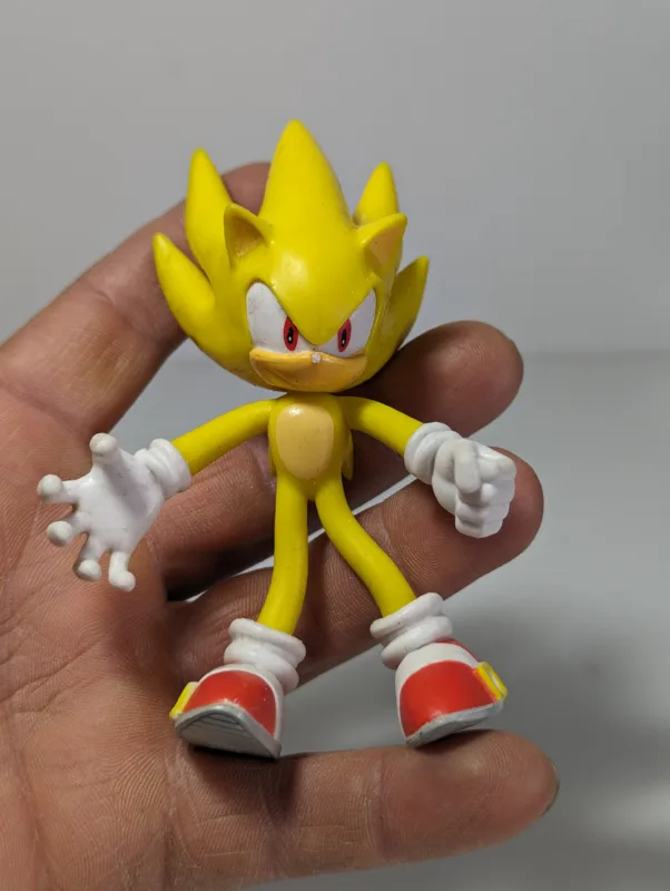 SONIC THE HEDGEHOG SUPER SONIC (SEGA – JAKKS) – 64GRAMAS – USADO (UK) PREÇO DO FRETE NA DESCRIÇÃO