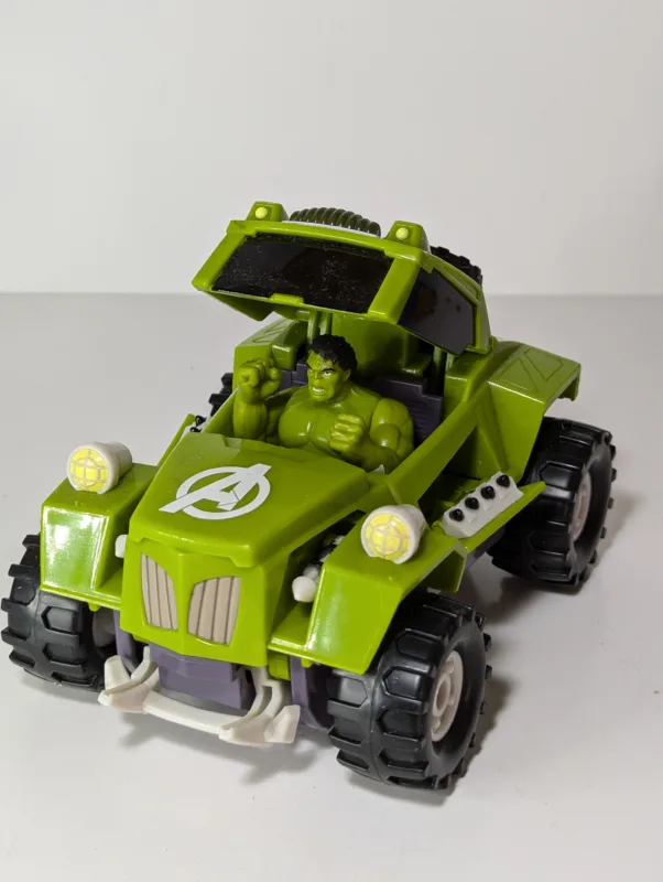 HULK TRANSFORMING VEHICLE - MARVEL AVENGERS - HASBRO – 357 GRAMAS – USADO (UK) PREÇO DO FRETE NA DESCRIÇÃO