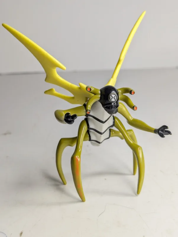 BEN 10 STINKFLY - INSECTÓIDE (SEM RABO) - 26 GRAMAS - USADO (UK) PREÇO DO FRETE NA DESCRIÇÃO