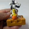 Figura de 1996 - McDonald's Looney Tunes (Gato Silvestre e Piu Piu) – 49 GRAMAS - #2 USADO (UK) PREÇO DO FRETE NA DESCRIÇÃO - Image 3