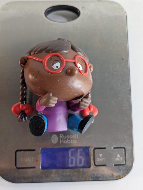 FIGURA DE 2002 – McDonald’s LITTLE MONSTERS (SERIOUS SADIE) - TV TREVOR - 66 GRAMAS – #3 USADO (UK) PREÇO DO FRETE NA DESCRIÇÃO - Image 8