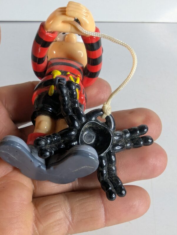 FIGURA DE 2000 – MCDONALD'S THE BASH STREET KIDS (DENNIS THE MENACE) - THE BEANO - 37 GRAMAS – #3 USADO (UK) PREÇO DO FRETE NA DESCRIÇÃO - Image 8