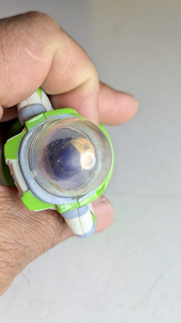 FIGURA DE 1999 - MCDONALD'S TOY STORY BUZZ LIGHTYEAR DISNEY TRAIN (DISNEYLAND PARIS) – 38 GRAMAS – #4 USADO (UK) PREÇO DO FRETE NA DESCRIÇÃO - Imagem 5