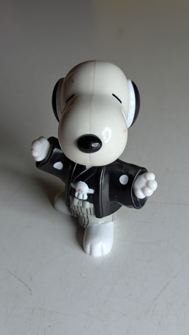 FIGURA DE 1999 MCDONALD'S SNOOPY WORLD TOUR (JAPÃO) - 29 GRAMAS - #4 USADO (UK) PREÇO DO FRETE NA DESCRIÇÃO