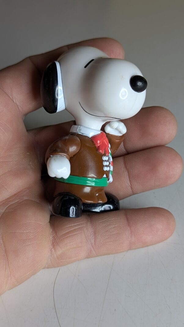 FIGURA DE 1999 MCDONALD'S SNOOPY WORLD TOUR (MÉXICO) - 31 GRAMAS - #4 USADO (UK) PREÇO DO FRETE NA DESCRIÇÃO - Imagem 2