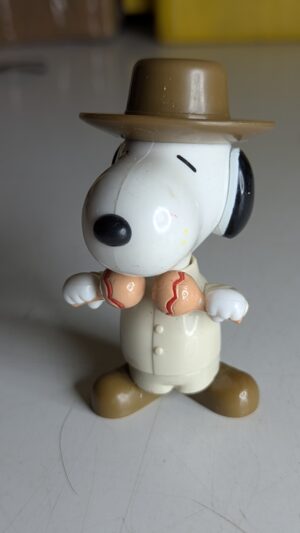 FIGURA DE 1999 MCDONALD'S SNOOPY WORLD TOUR (VENEZUELA) - 39 GRAMAS - #4 USADO (UK) PREÇO DO FRETE NA DESCRIÇÃO