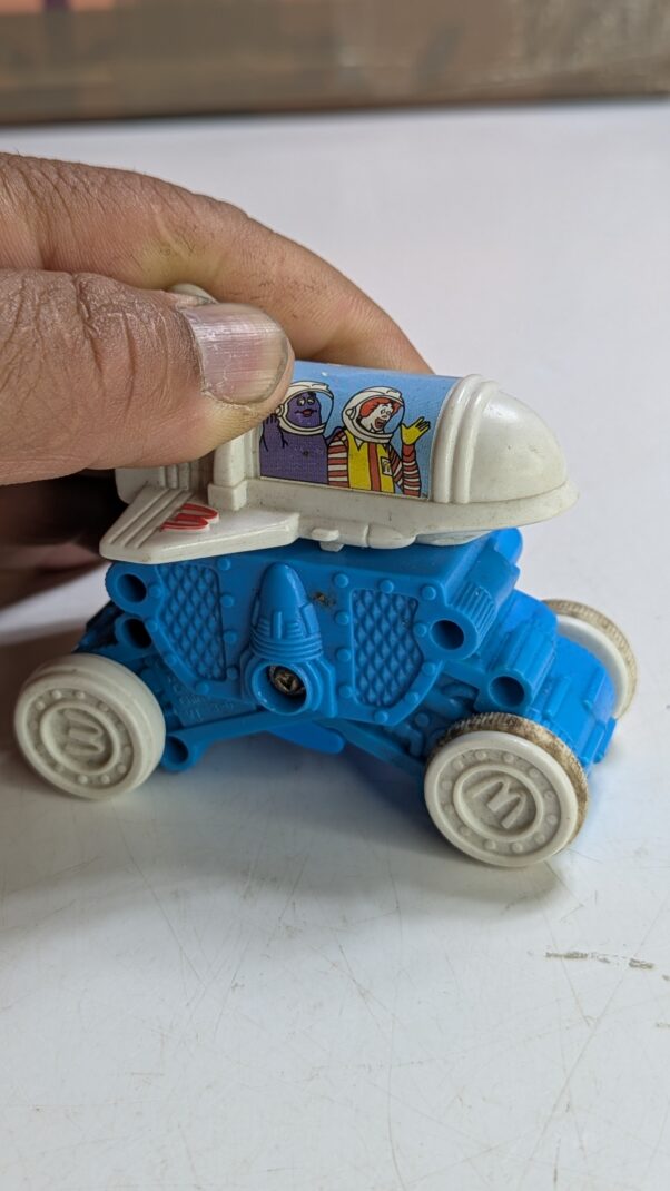 FIGURA DE 1995 MCDONALD’S INTERGALACTIC ADVENTURE – MCMOON BUGGIES – 66 GRAMAS – USADO (UK) PREÇO DO FRETE NA DESCRIÇÃO - Imagem 3