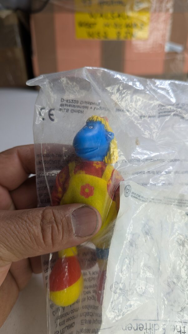FIGURA DE 2001 - MCDONALD'S TWEENIES (BELLA) LACRADO – 30 GRAMAS - #4 USADO (UK) PREÇO DO FRETE NA DESCRIÇÃO - Imagem 2