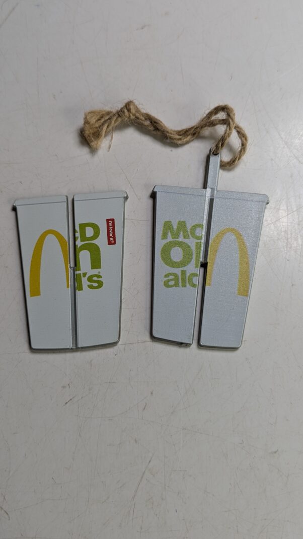 FIGURA MCDONALD'S BOLA DE NATAL (MCDONALD'S CHRISTMAS BAUBLE) – 19 GRAMAS - USADO (UK) PREÇO DO FRETE NA DESCRIÇÃO - Imagem 3
