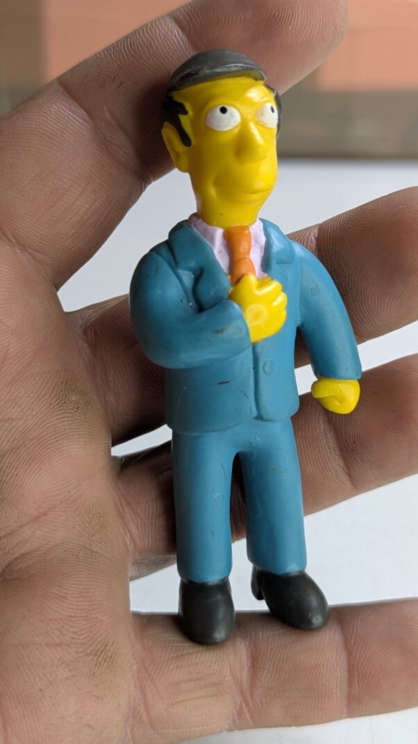 FIGURA DE 2005 SIMPSONS DIRETOR SKINNER (PRINCIPAL SKINNER) FOX – 31 GRAMAS – #4 USADO (UK) PREÇO DO FRETE NA DESCRIÇÃO - Imagem 2