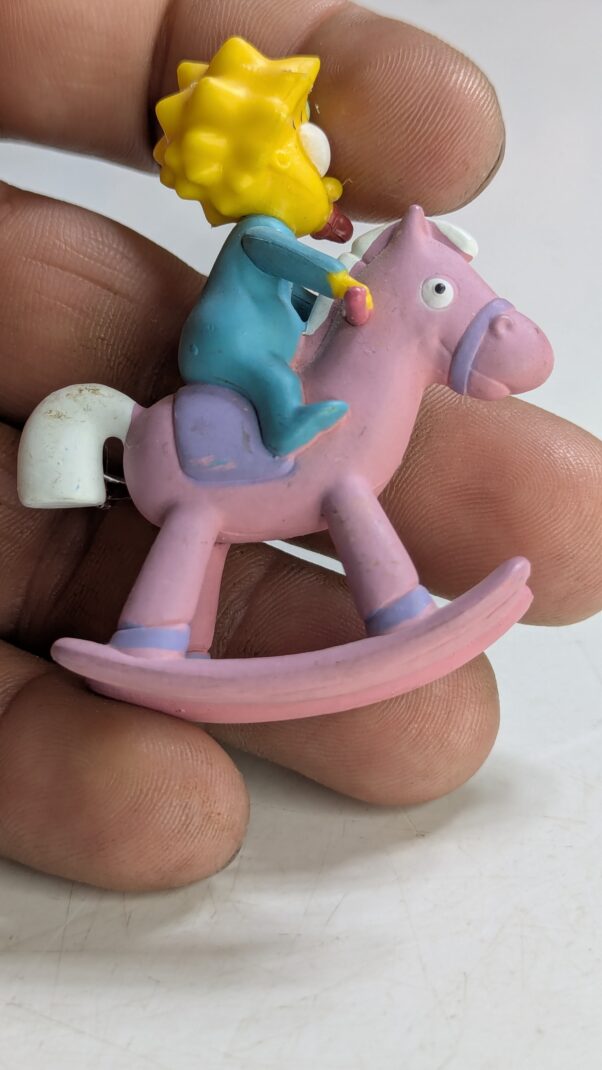 FIGURA DE 2005 MAGGIE SIMPSONS ROCKING HORSE FOX – 15 GRAMAS – #4 USADO (UK) PREÇO DO FRETE NA DESCRIÇÃO - Imagem 3