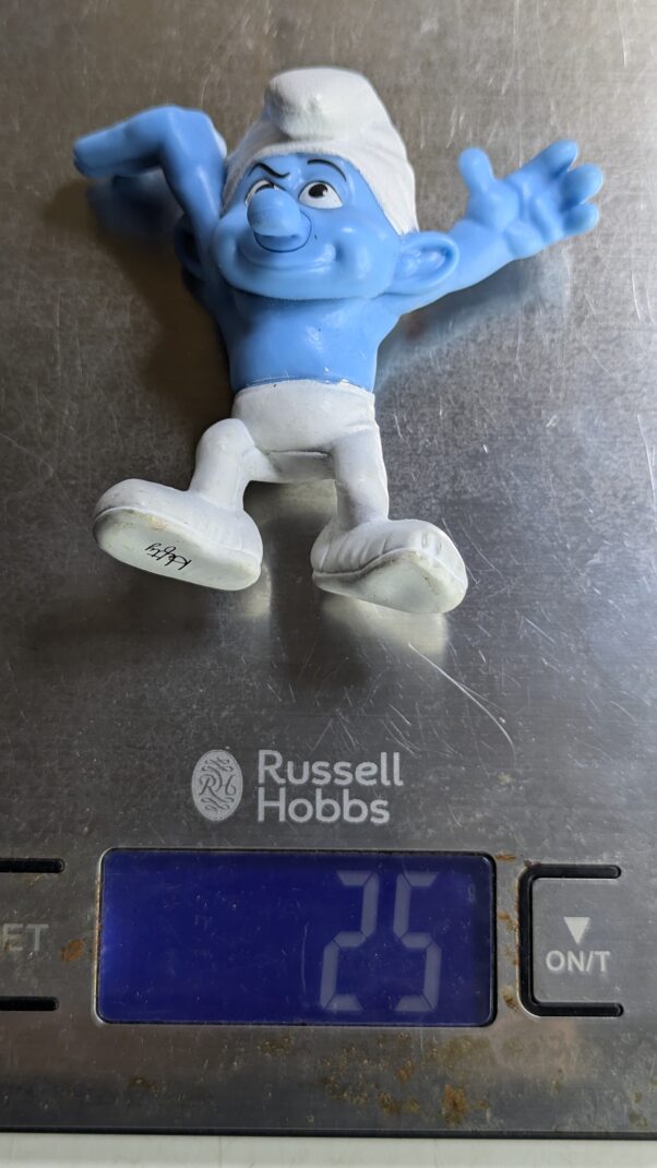 FIGURA DE 2013 MCDONALD'S SMURF HEFTY – 25 GRAMAS - USADO (UK) PREÇO DO FRETE NA DESCRIÇÃO - Imagem 8