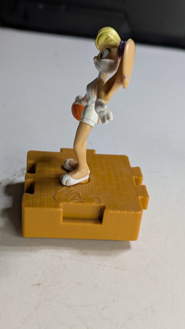 FIGURA DE 1996 MCDONALD'S LOLA BUNNY LOONEY TUNES - SPACE JAM – 35 GRAMAS - #4 USADO (UK) PREÇO DO FRETE NA DESCRIÇÃO - Imagem 2