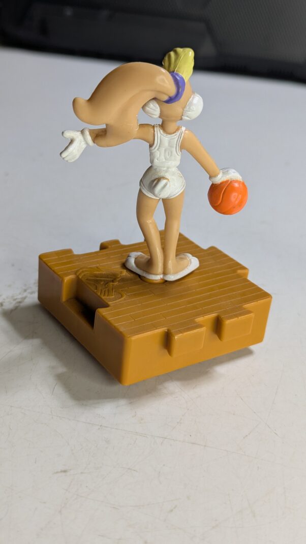 FIGURA DE 1996 MCDONALD'S LOLA BUNNY LOONEY TUNES - SPACE JAM – 35 GRAMAS - #4 USADO (UK) PREÇO DO FRETE NA DESCRIÇÃO - Imagem 3