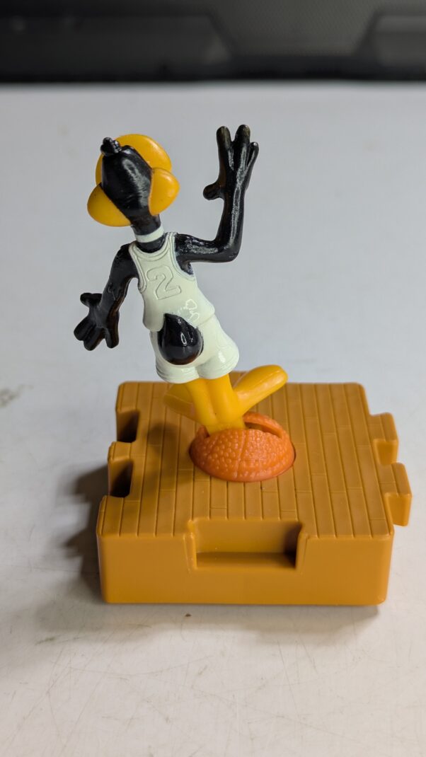 FIGURA DE 1996 MCDONALD'S DAFFY DUCK LOONEY TUNES - SPACE JAM – 32 GRAMAS - #4 USADO (UK) PREÇO DO FRETE NA DESCRIÇÃO - Imagem 3