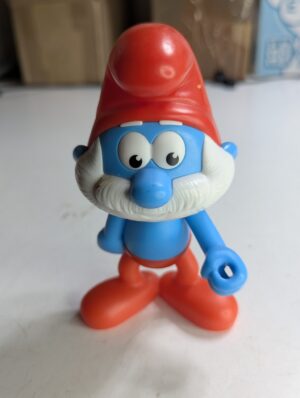 FIGURA DE 2016 BURGER KING PAPA SMURF LOST VILLAGE 2 – 58 GRAMAS - USADO (UK) PREÇO DO FRETE NA DESCRIÇÃO