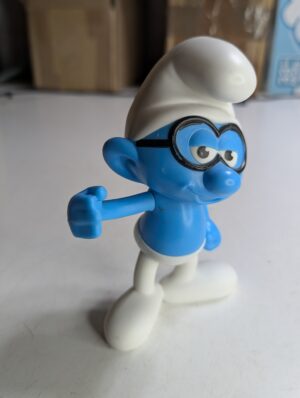 FIGURA SMURF DE 2016 BURGER KING BRAINY (GÊNIO) LOST VILLAGE 2 – 53 GRAMAS - USADO (UK) PREÇO DO FRETE NA DESCRIÇÃO