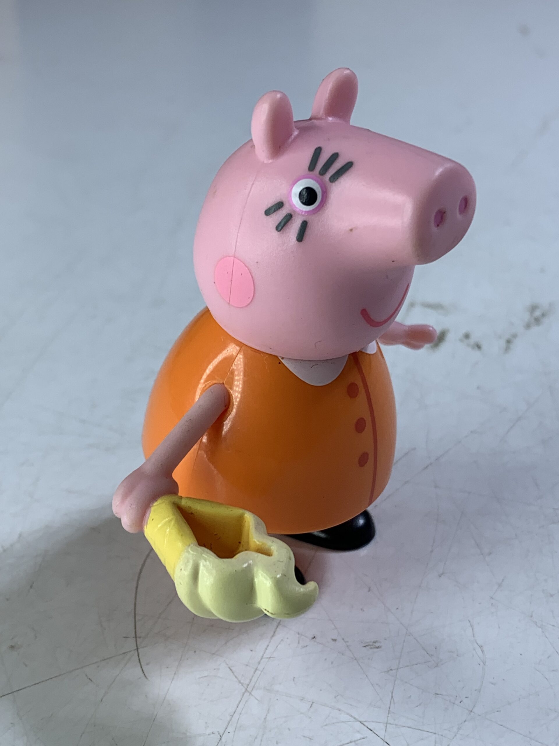 FIGURA PEPPA PIG MUMMY – 22 GRAMAS - USADO (UK) PREÇO DO FRETE NA DESCRIÇÃO - Imagem 2