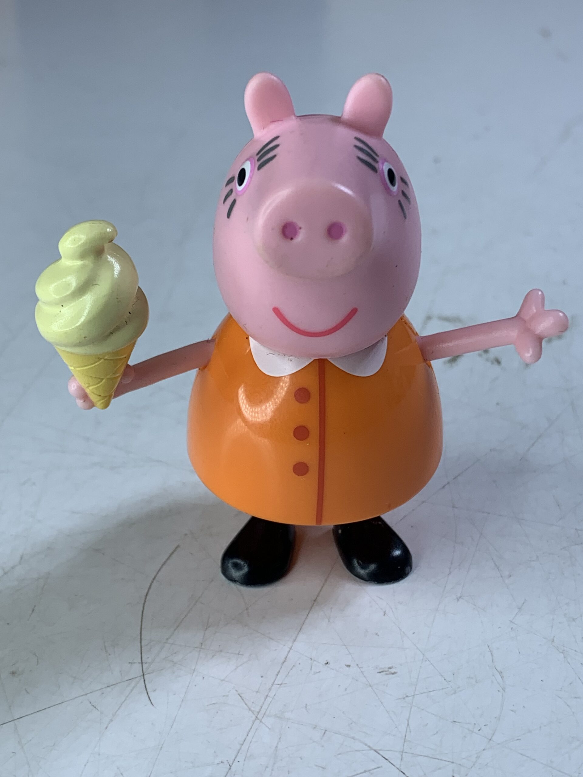 FIGURA PEPPA PIG MUMMY – 22 GRAMAS - USADO (UK) PREÇO DO FRETE NA DESCRIÇÃO - Imagem 4