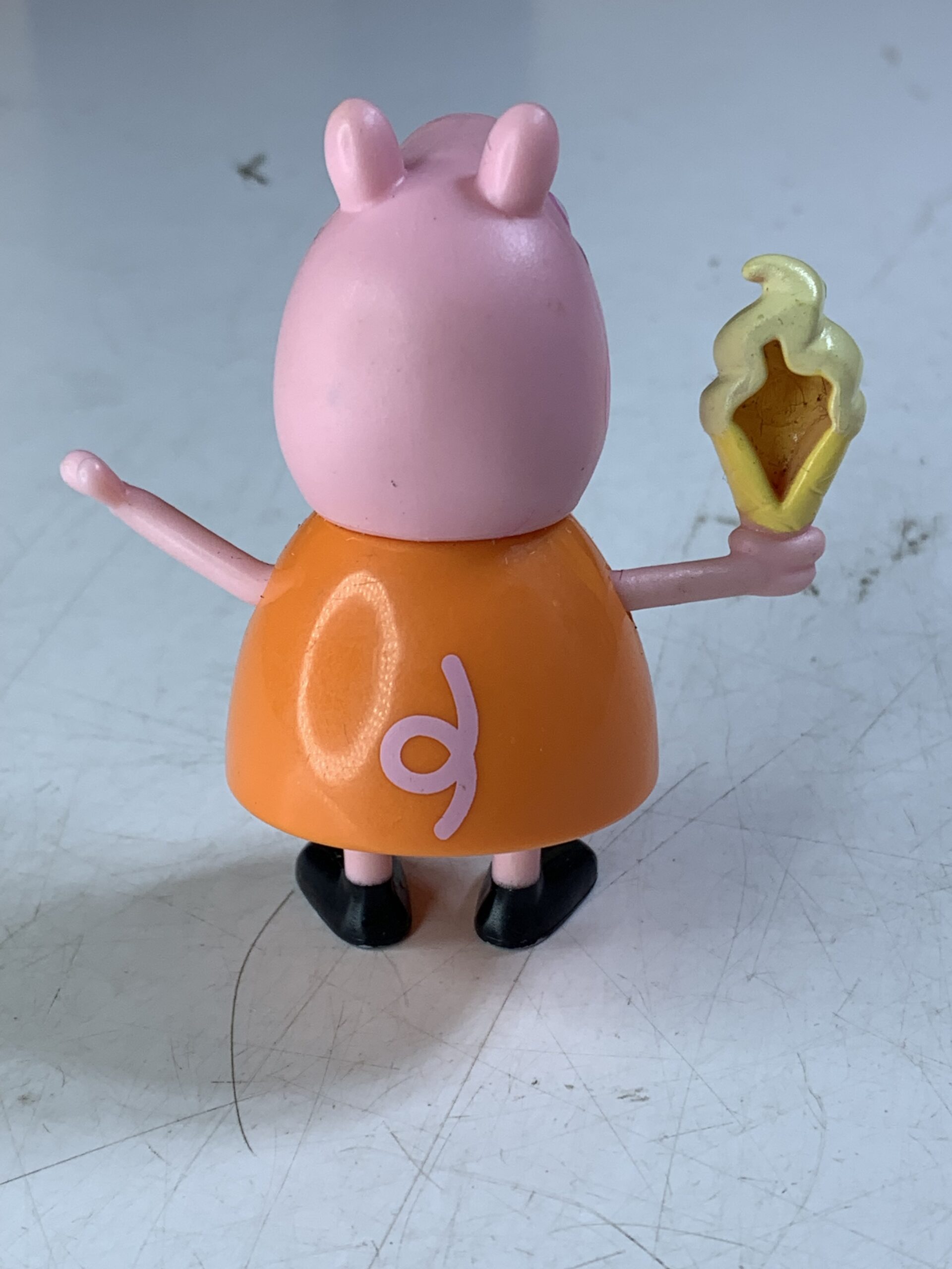 FIGURA PEPPA PIG MUMMY – 22 GRAMAS - USADO (UK) PREÇO DO FRETE NA DESCRIÇÃO - Imagem 5