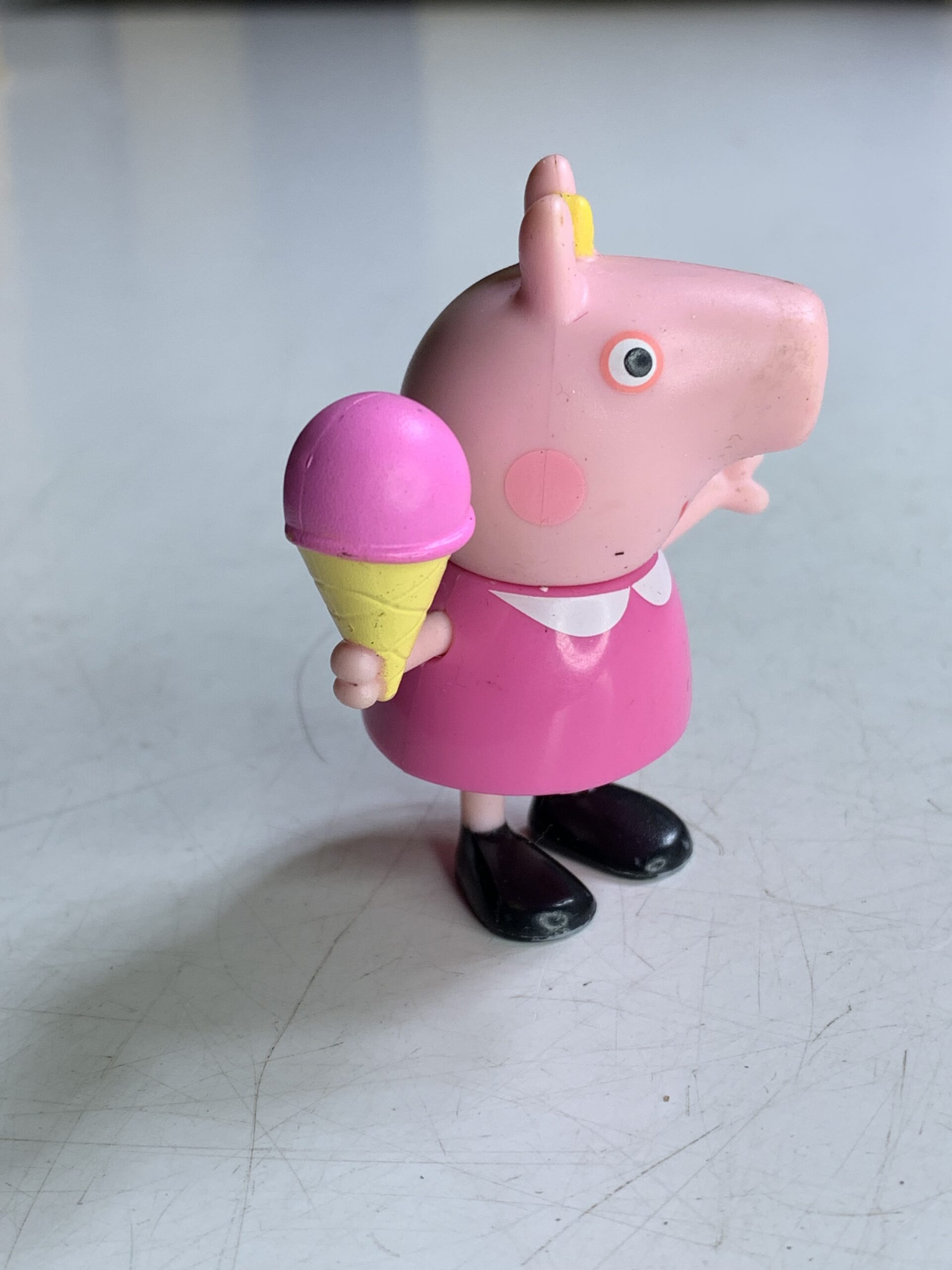 FIGURA PEPPA PIG ICE CREAM – 15 GRAMAS - USADO (UK) PREÇO DO FRETE NA DESCRIÇÃO - Imagem 3