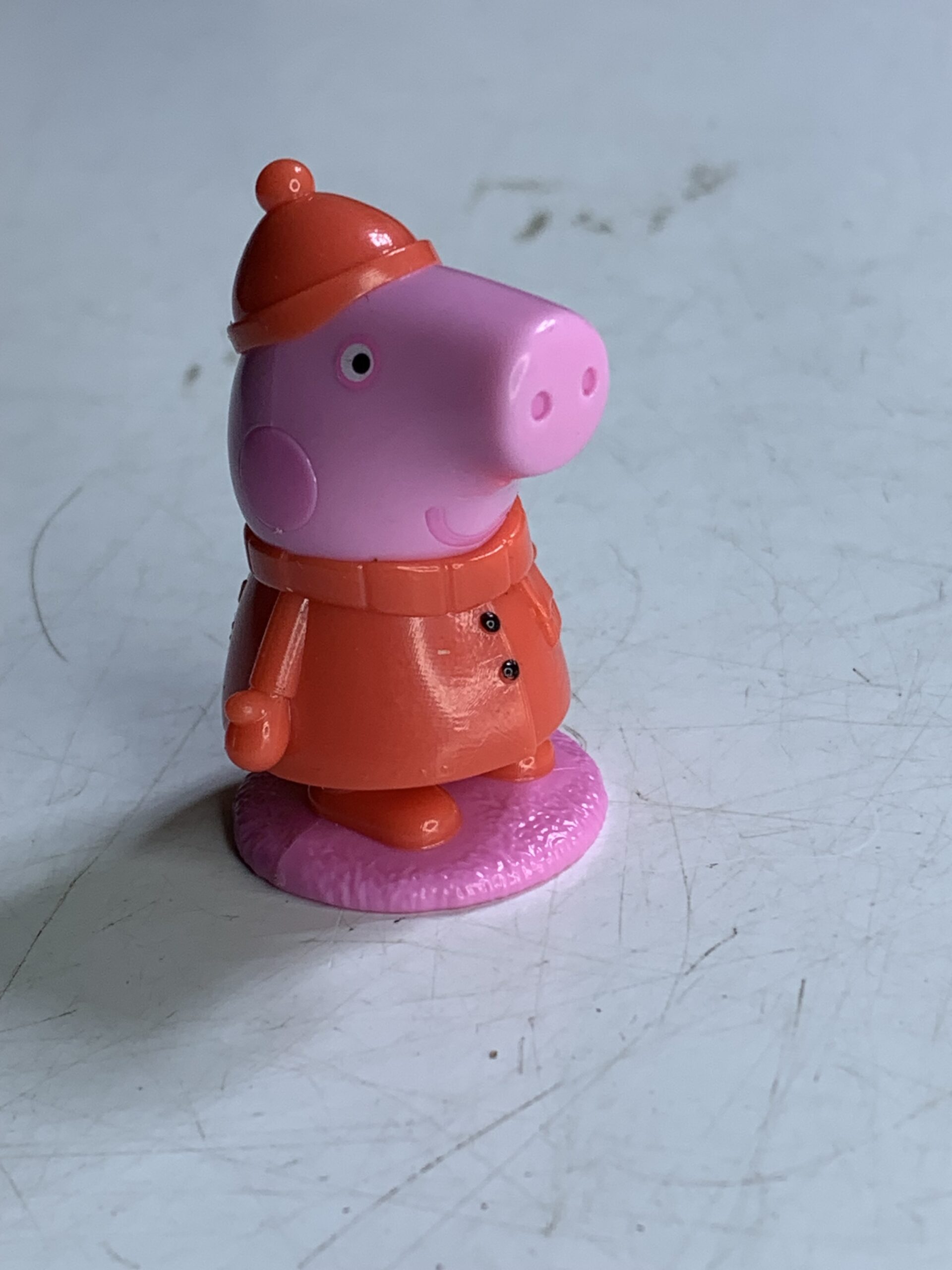 FIGURA PEPPA PIG – 11 GRAMAS - USADO (UK) PREÇO DO FRETE NA DESCRIÇÃO