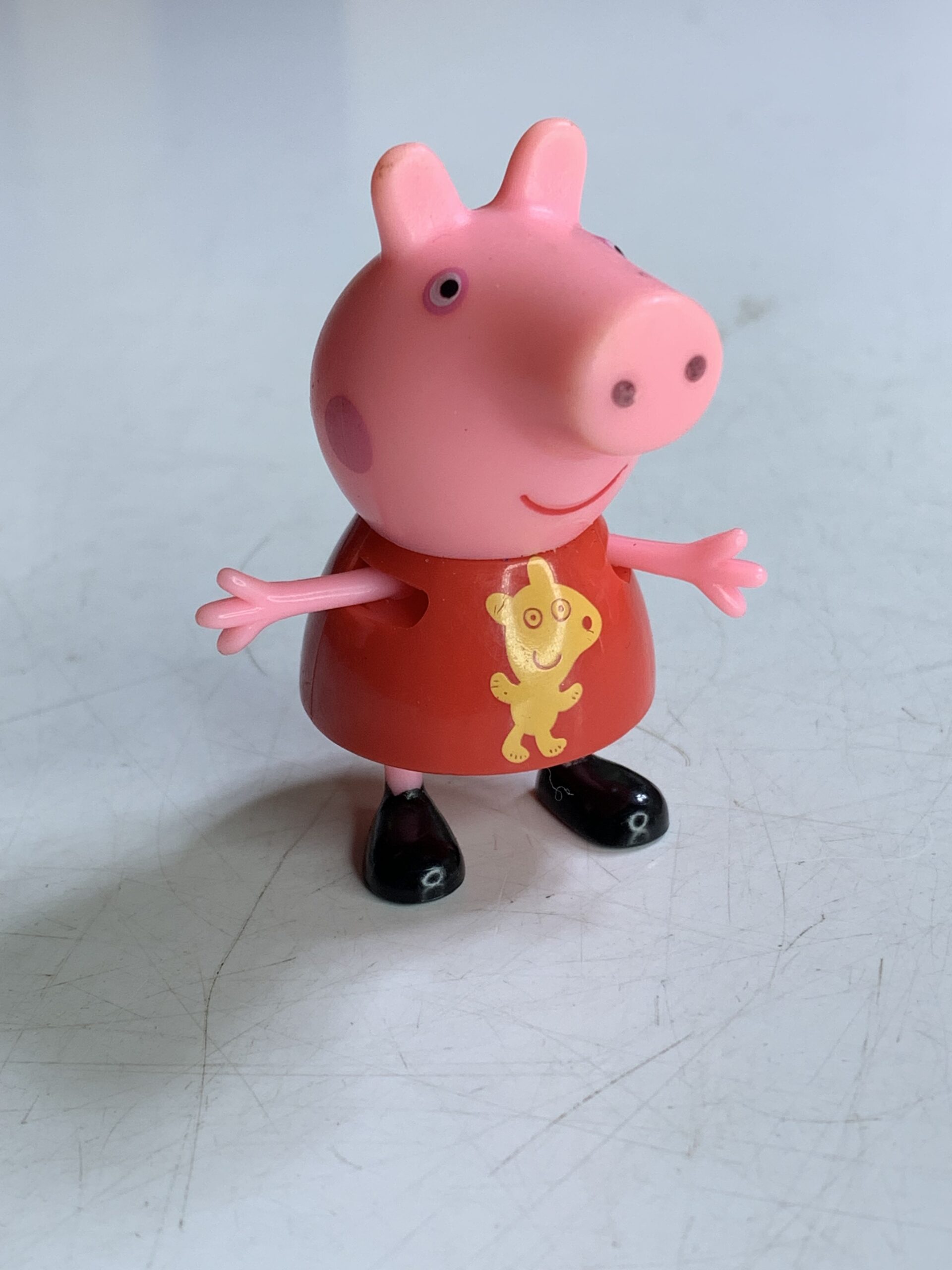 FIGURA PEPPA PIG – 13 GRAMAS - USADO (UK) PREÇO DO FRETE NA DESCRIÇÃO