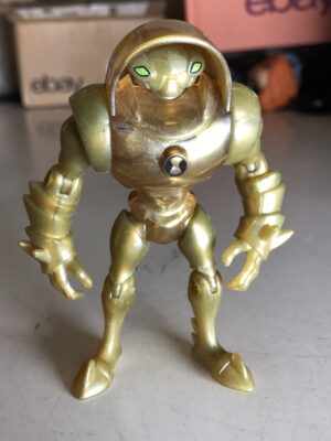 FIGURA BEN 10 LIMITED EDITION GOLD ULTIMATE WATER HAZARD (AMEAÇA AQUÁTICA) – 38 GRAMAS – USADO (UK) PREÇO DO FRETE NA DESCRIÇÃO