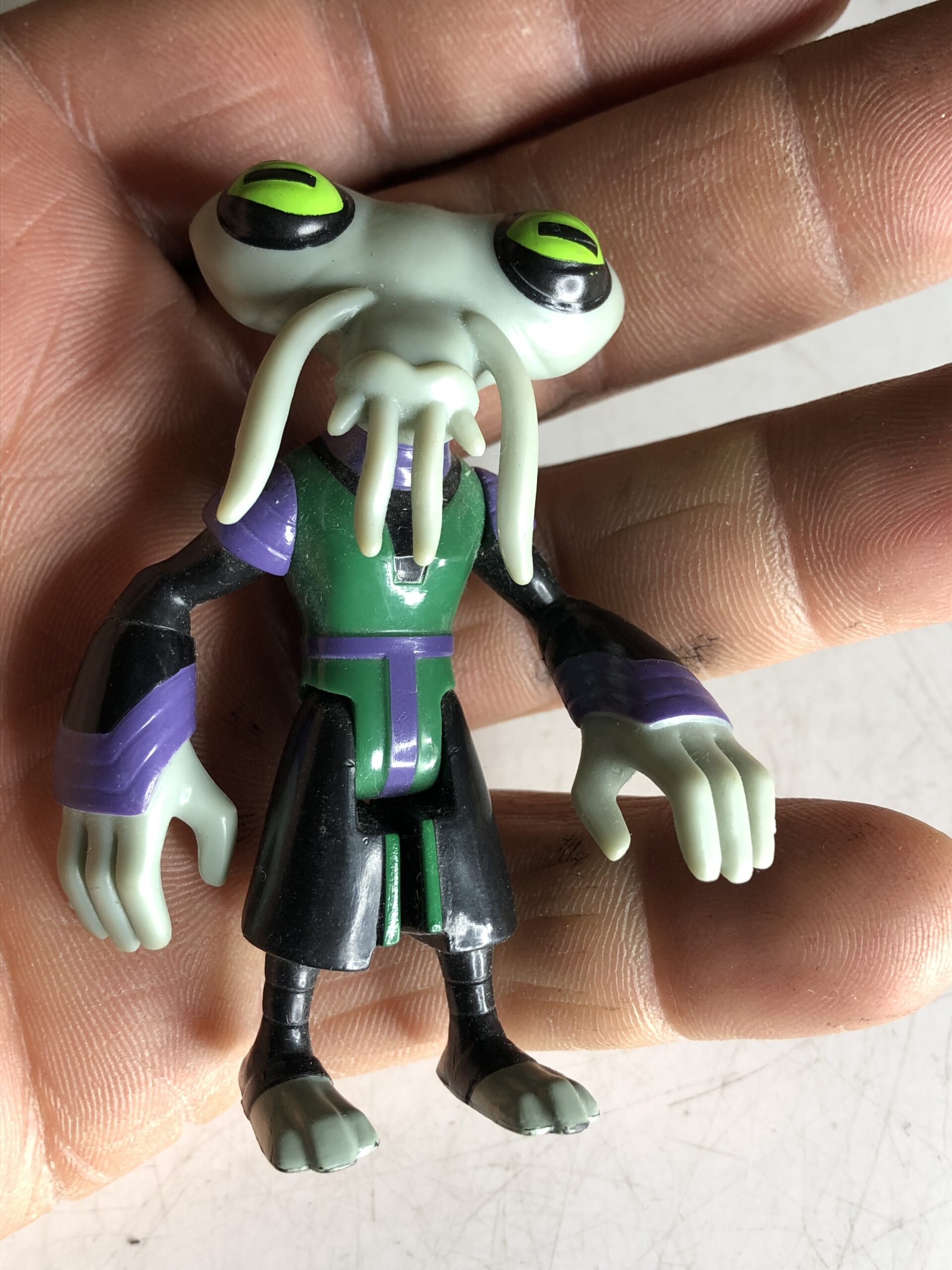 FIGURA BEN 10 AZMUTH - 17 GRAMAS - USADO (UK) PREÇO DO FRETE NA DESCRIÇÃO - Imagem 2