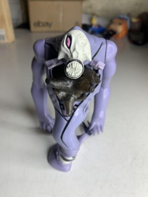 BEN 10 BEN TENNYSON IS GHOSTFREAK (14cm) (FALTANDO TAMPA DO PEITO) – 138 GRAMAS – USADO (UK) PREÇO DO FRETE NA DESCRIÇÃO