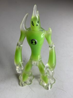 FIGURA BEN 10 GOOP DEFENDER  – 25 GRAMAS – USADO (UK) PREÇO DO FRETE NA DESCRIÇÃO