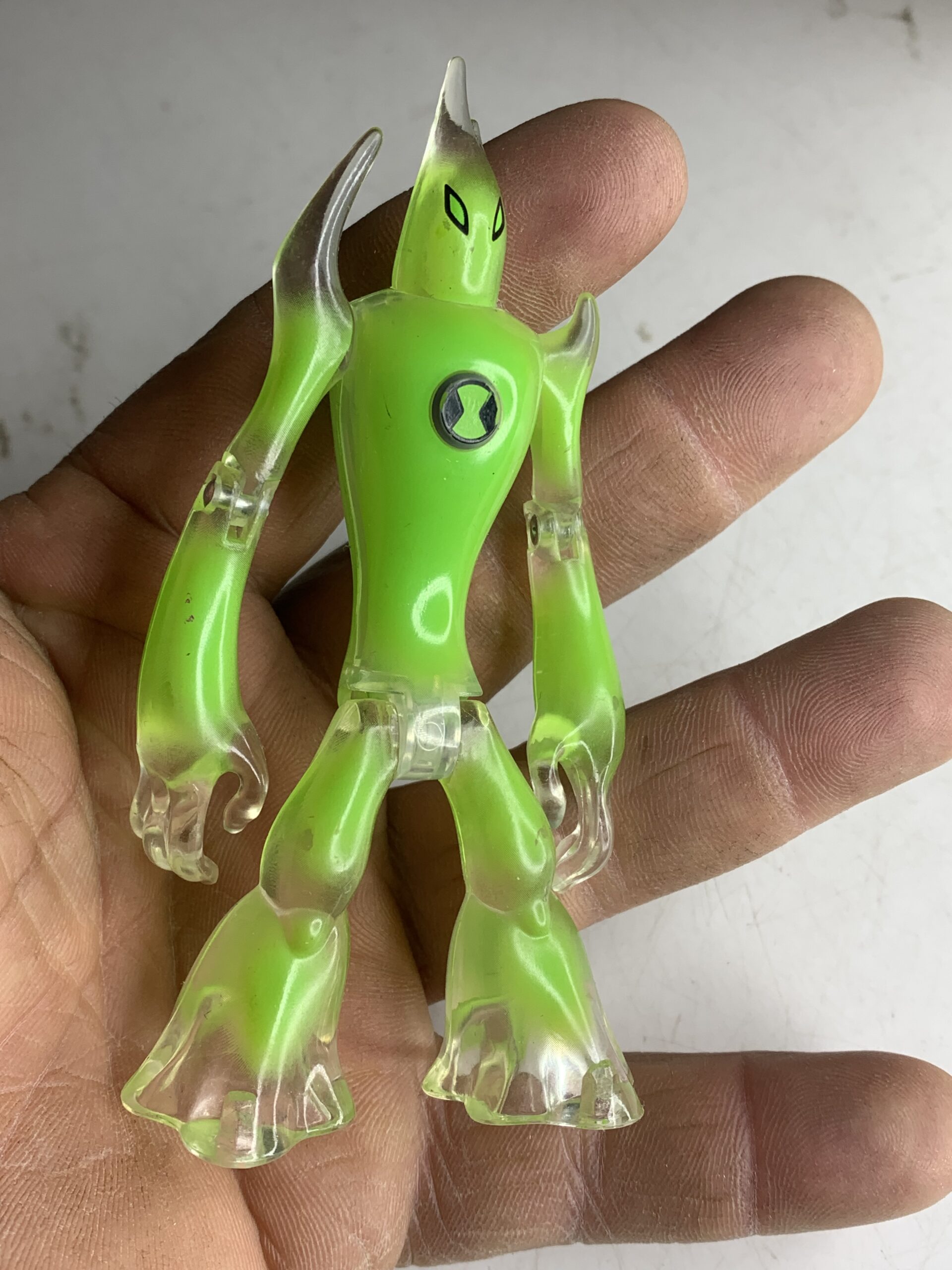 FIGURA BEN 10 GOOP DEFENDER – 25 GRAMAS – USADO (UK) PREÇO DO FRETE NA DESCRIÇÃO - Imagem 3