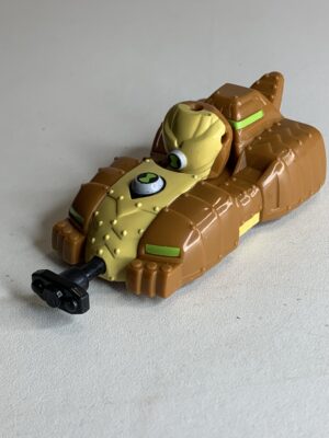 BEN 10 ALIEN CREATION BATTLE LAUNCHERS HUMUNGOUSAUR (ENORMOSSAURO) - 29 GRAMAS – USADO (UK) PREÇO DO FRETE NA DESCRIÇÃO