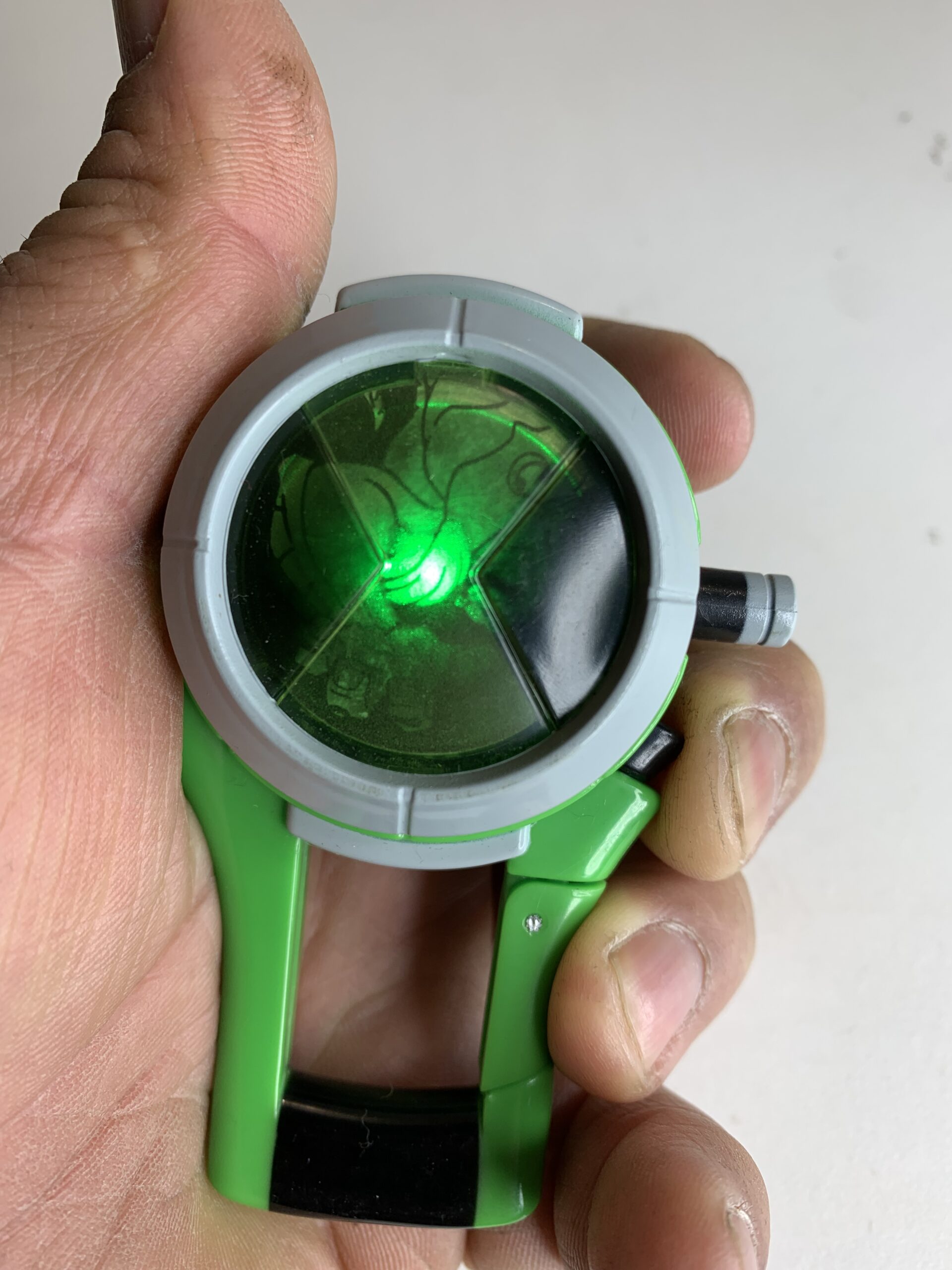 BEN 10 OMNITRIX CLIP (FUNCIONANDO) – 35 GRAMAS – USADO (UK) PREÇO DO FRETE NA DESCRIÇÃO - Imagem 3